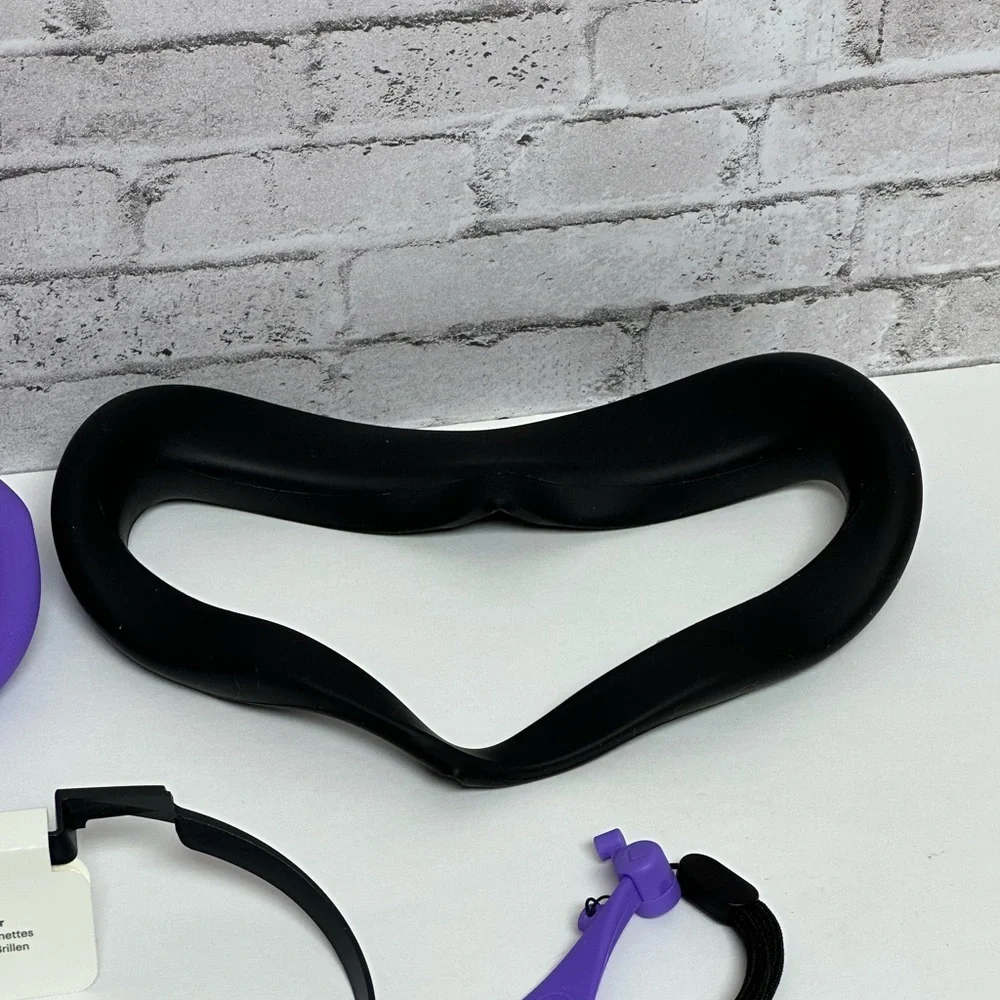 Meta Quest 2 Accessories 2 Batteries Manual Straps Silicone Face Glass Spacer